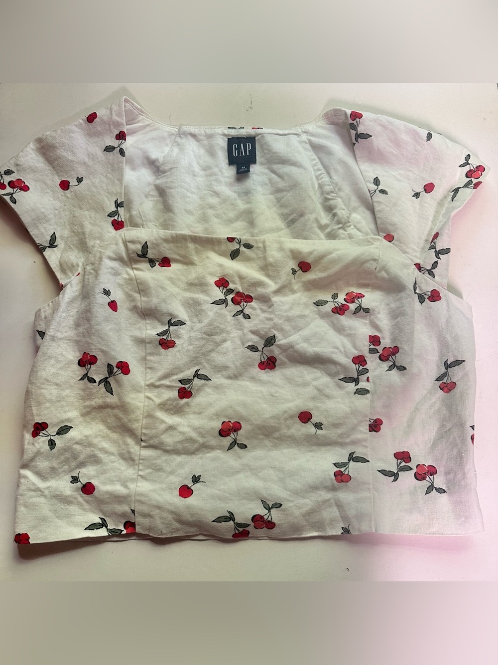 Gap linen blend cherry top 🍒 size medium